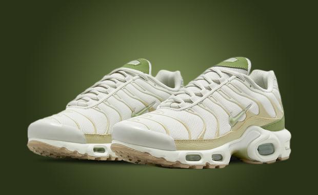 Honeydew Alligator Dresses This Women’s Nike Air Max Plus