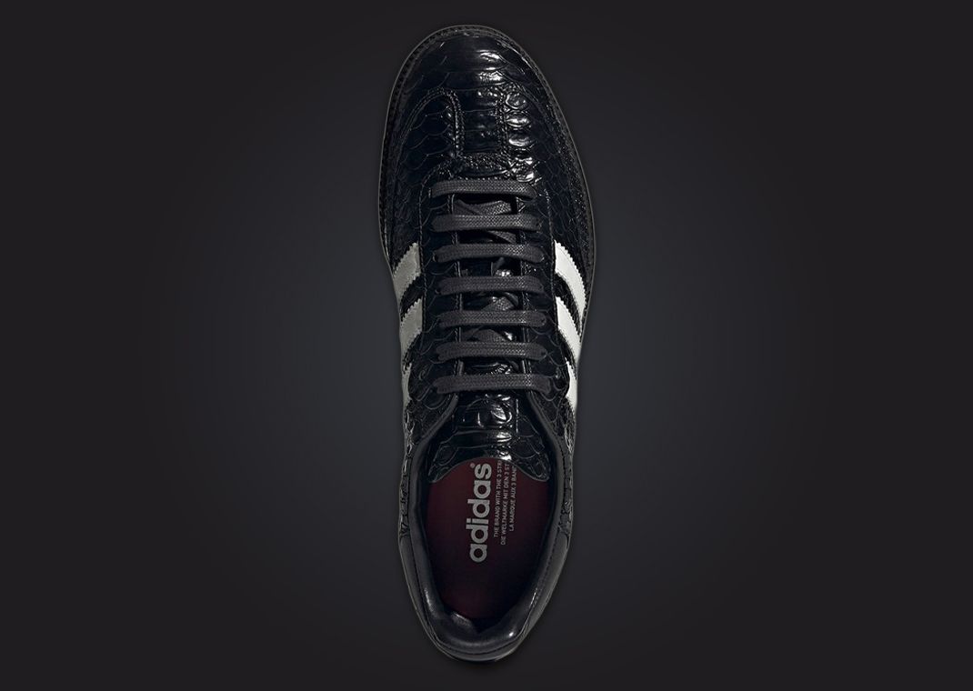 adidas gazelle silver green womens Women's Originals Superstar "Snakeskin"