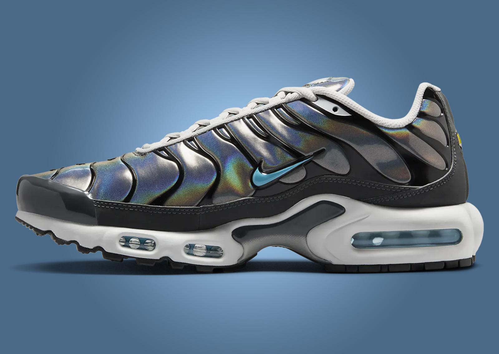 Nike Air Max Plus Holographic Medial Right