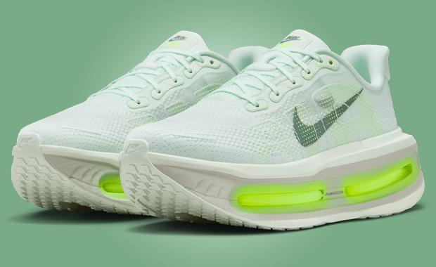 Nike Vomero Premium Barely Green Volt
