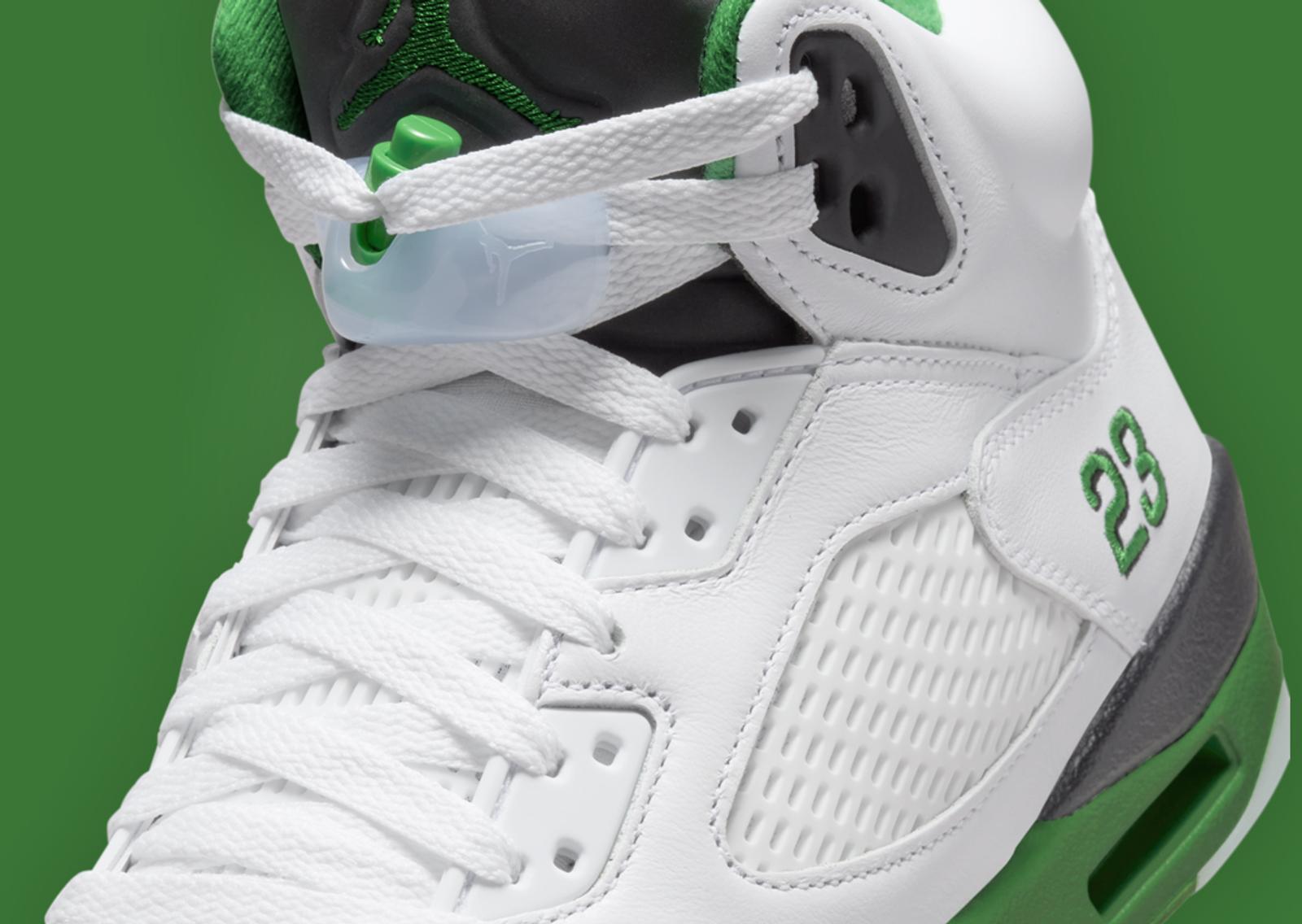 Air Jordan 5 Retro Lucky Green (W) Tongue Detail