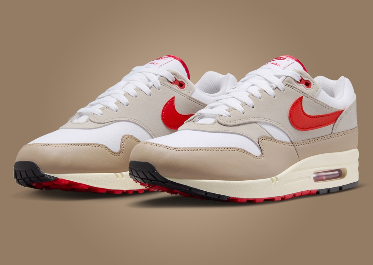 cream air maxes