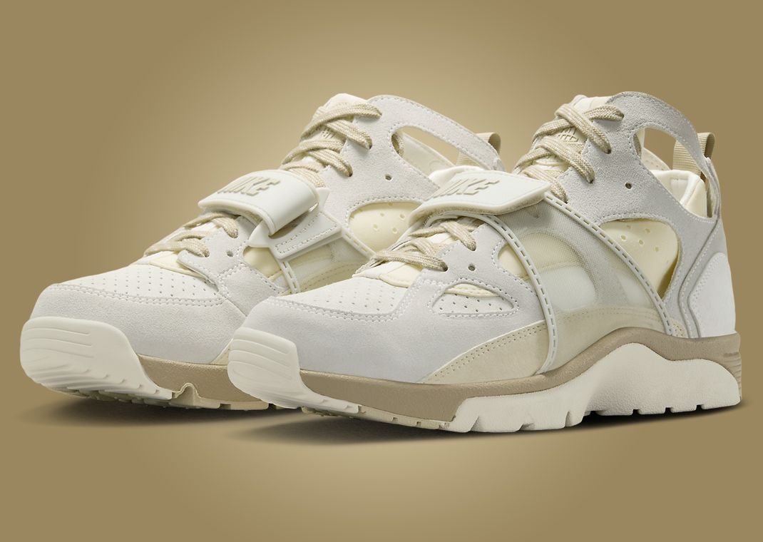 1992 vintage Nike Air Trainer Huarache sneakers shoes hi