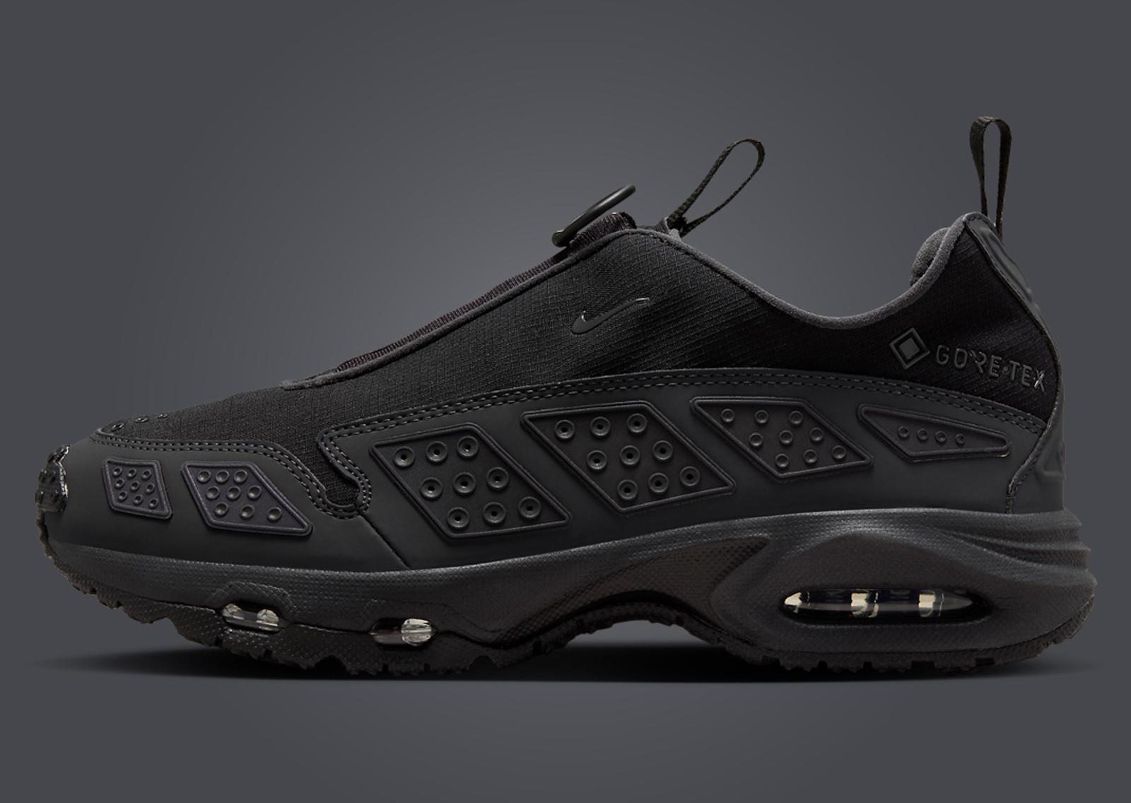 Nike Air Max Sunder Gore-Tex Black (W) Lateral