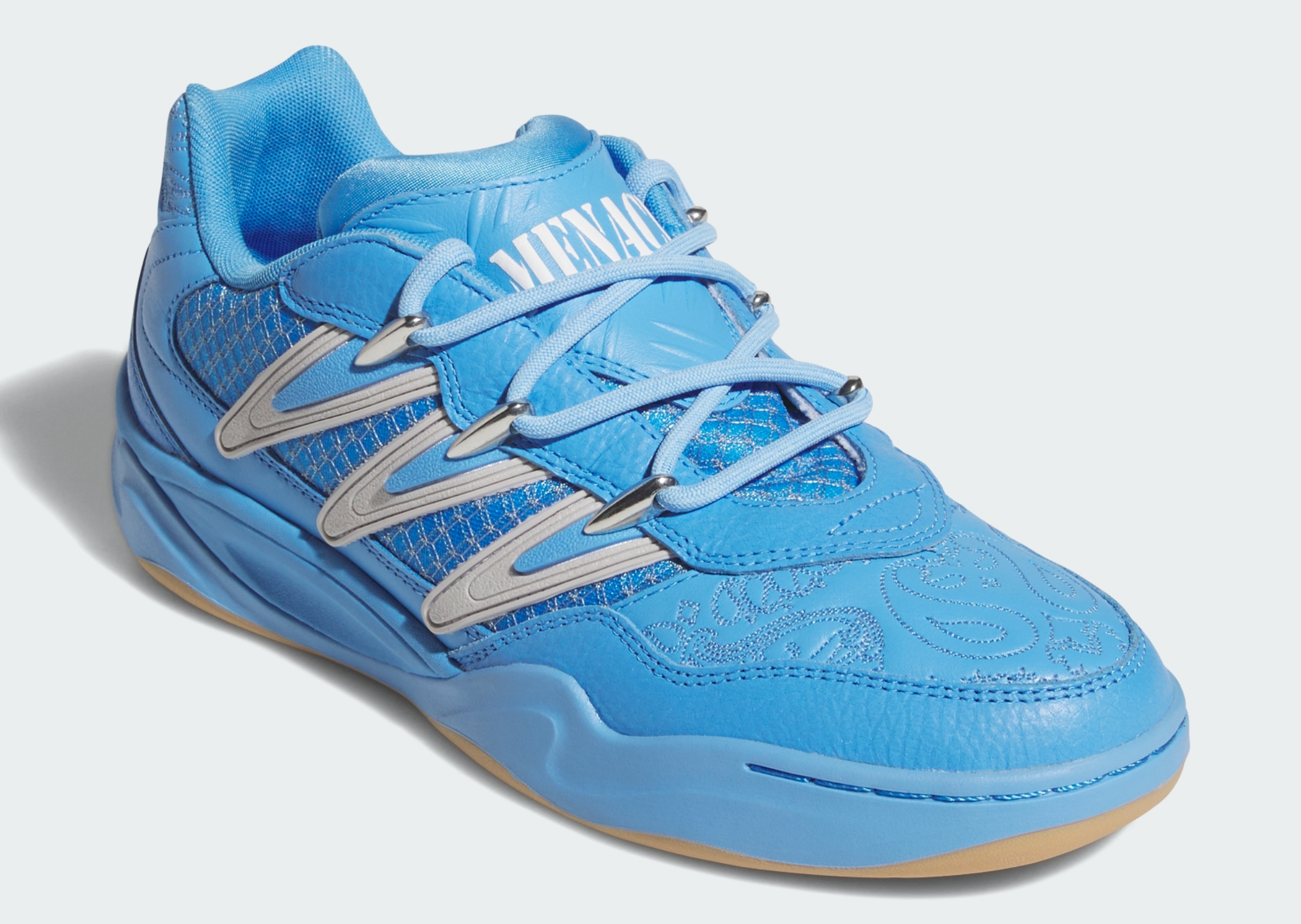 シューズ  PREDATOR 94 Menace Celebrates the World Cup with Chain Link and Paisley on the