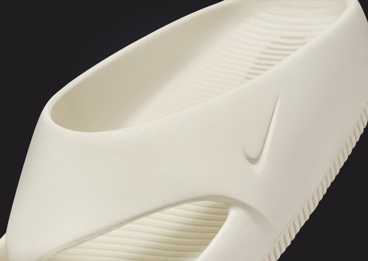 Nike Calm Flip Flop Sea Glass (W) Midfoot Detail