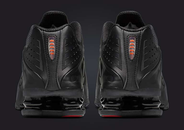 Nike Shox R4 Triple Black (W) Back