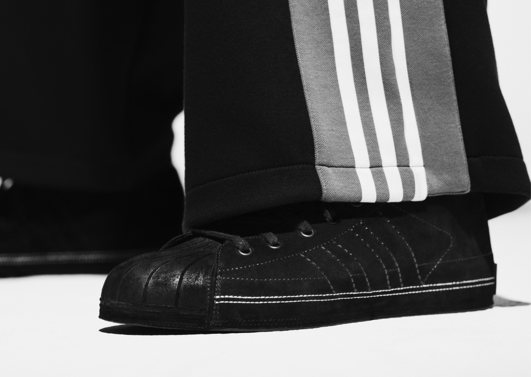 【新品タグ付き】NEIGHBORHOOD Y-3 NBHD FOOTBALL T adidas Y-3 NBHD LOGO TEE - White | Free Shipping with adiClub