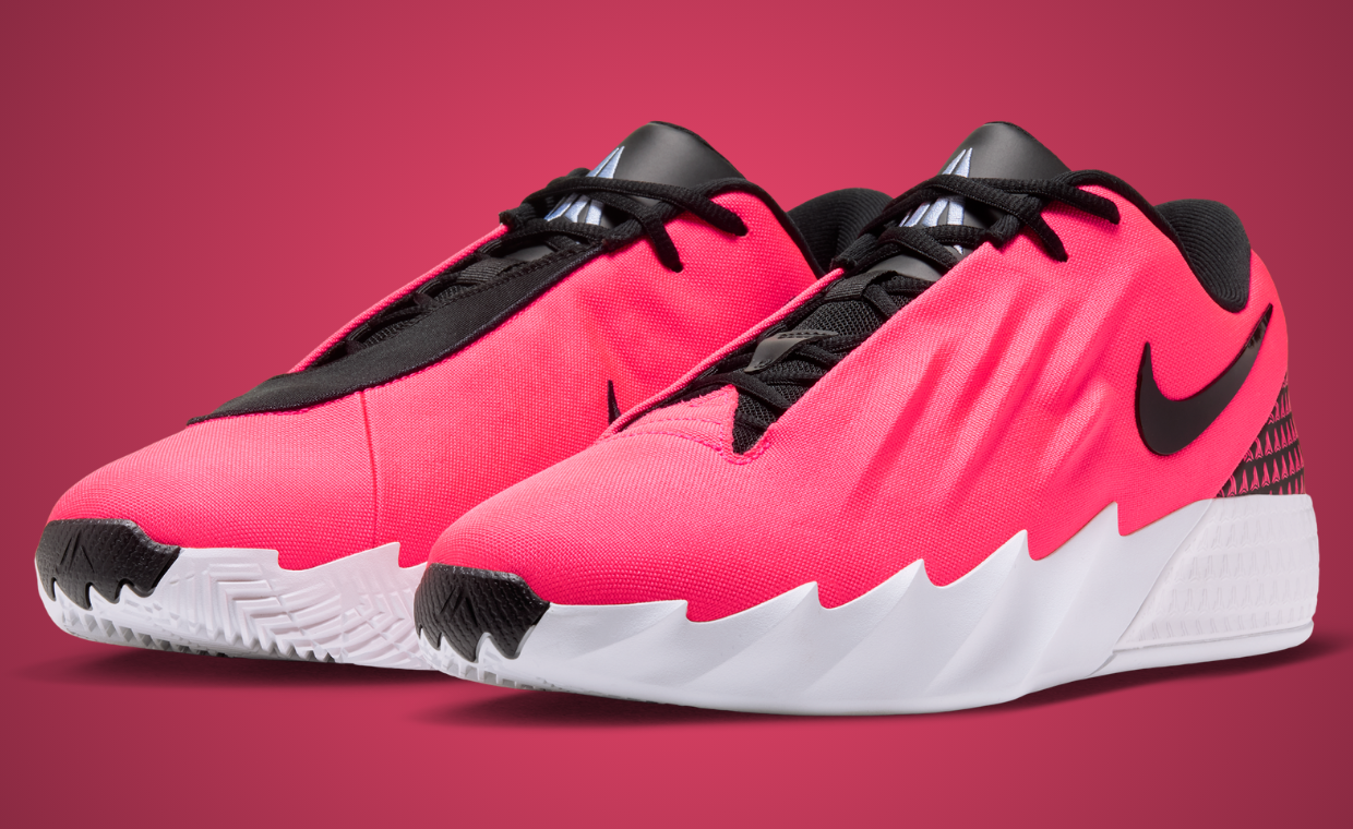Nike Twelve Time Solar