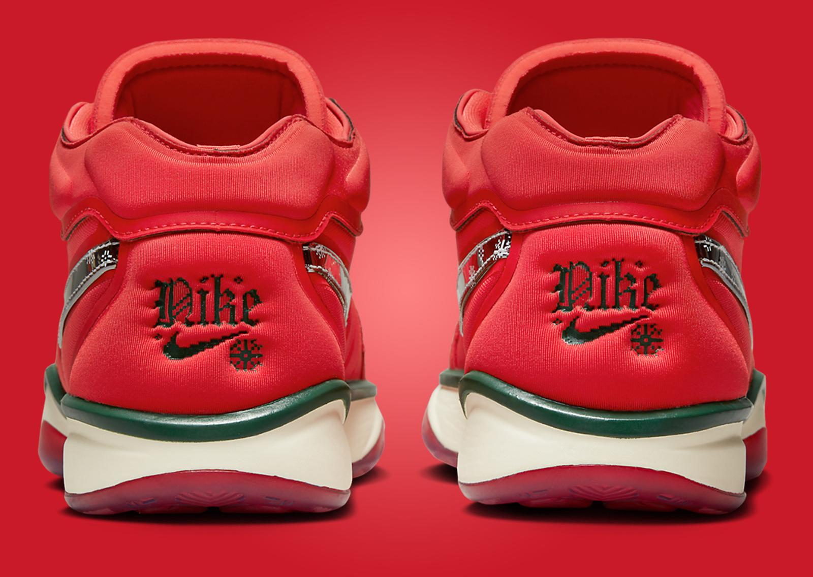 Nike Air Zoom GT Hustle 2 Christmas Back