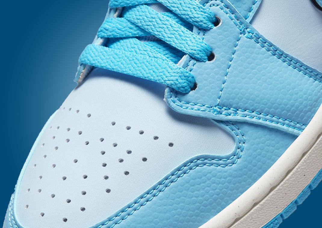 Air Jordan 1 Mid SE Ice Blue Dark Powder Blue (W) Raffles and Release Date