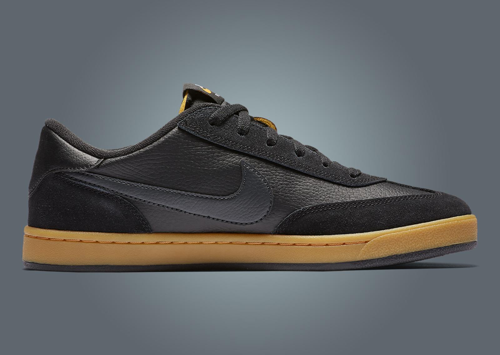 Nike SB FC Classic Black Medial