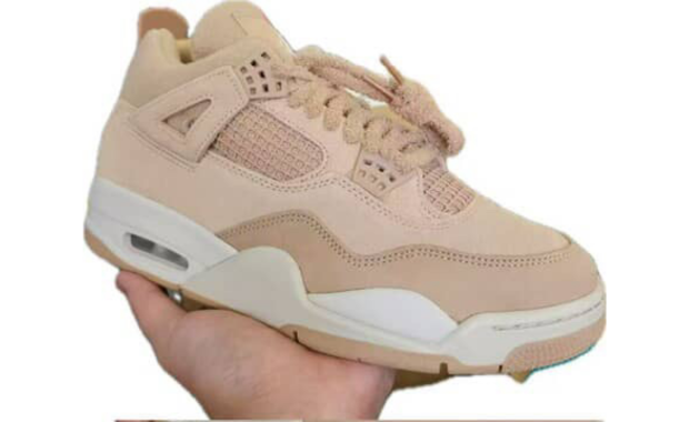Air Jordan 4 Retro Cozy Girl (W)