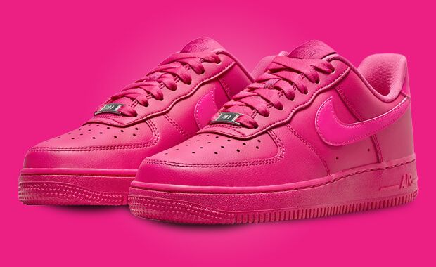 Neon pink nike hot sale air force