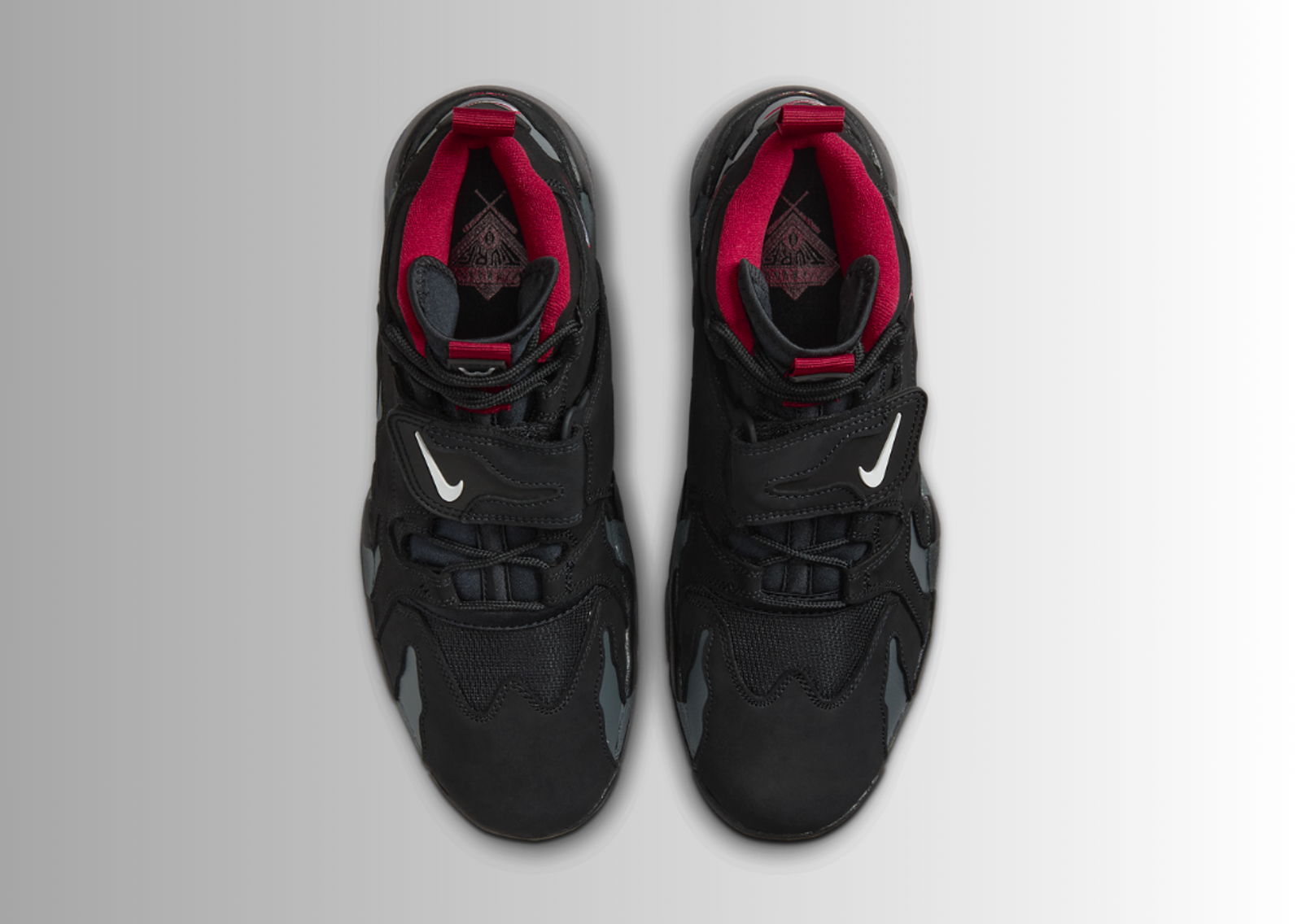 Nike Air DT Max 96 Falcons Top