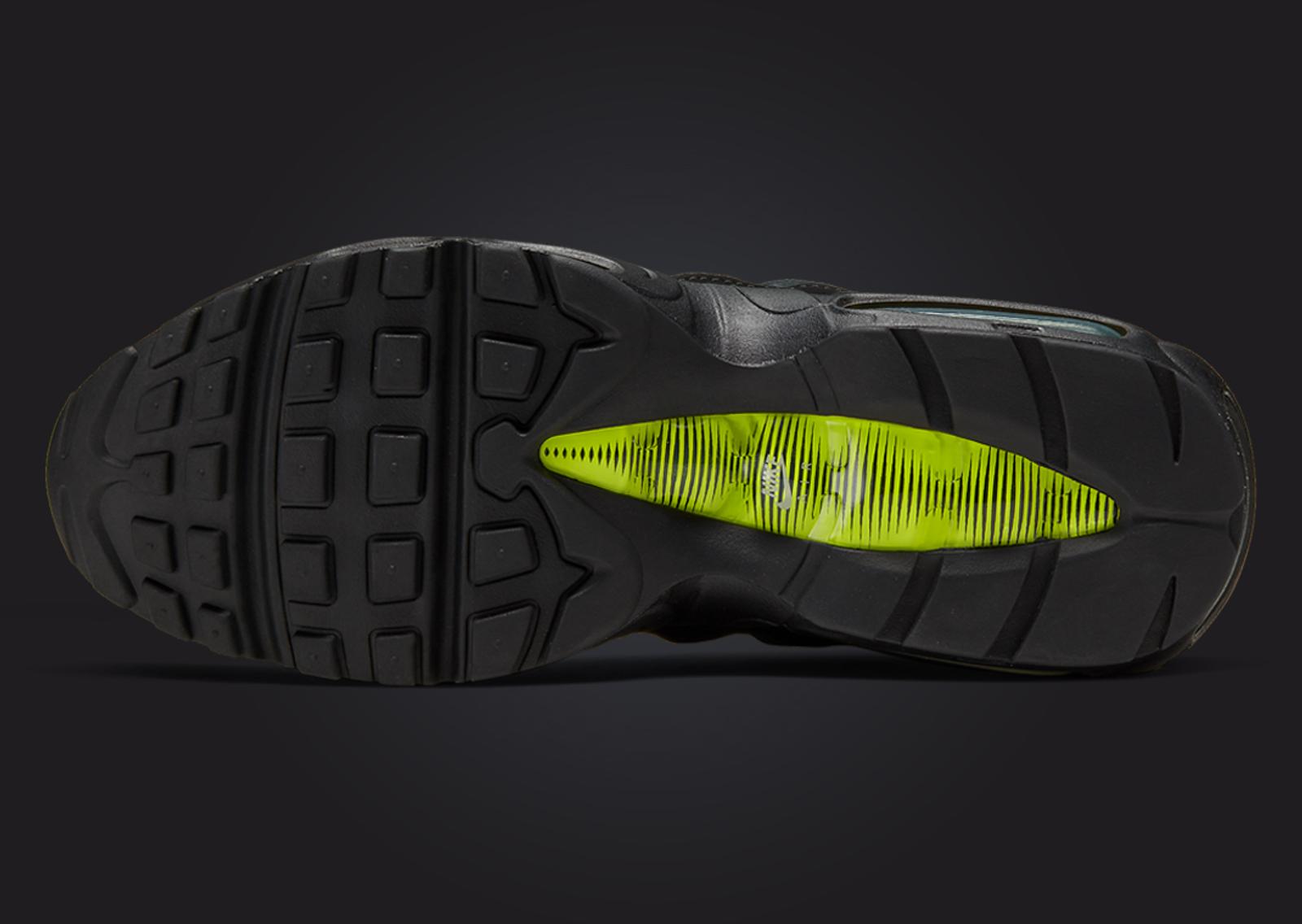 Nike Air Max 95 Retro Logo Black Volt Outsole