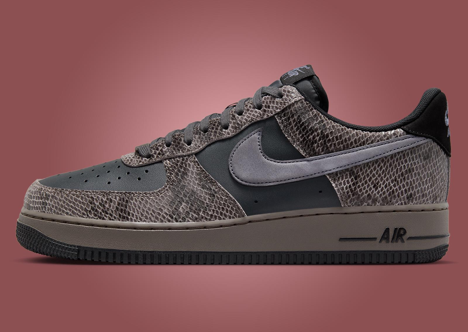 Nike Air Force 1 Low Snakeskin Off Noir Lateral