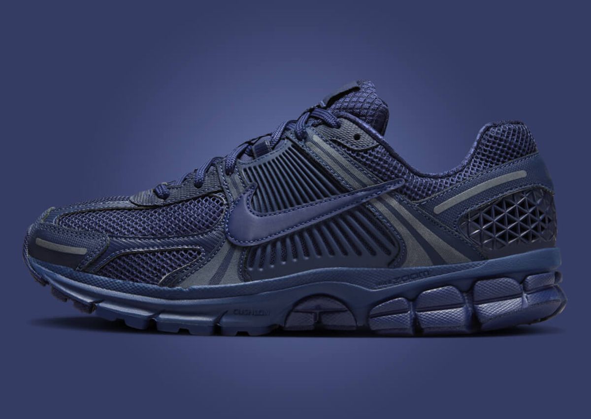 The Nike Zoom Vomero 5 Midnight Navy Releases November 2023