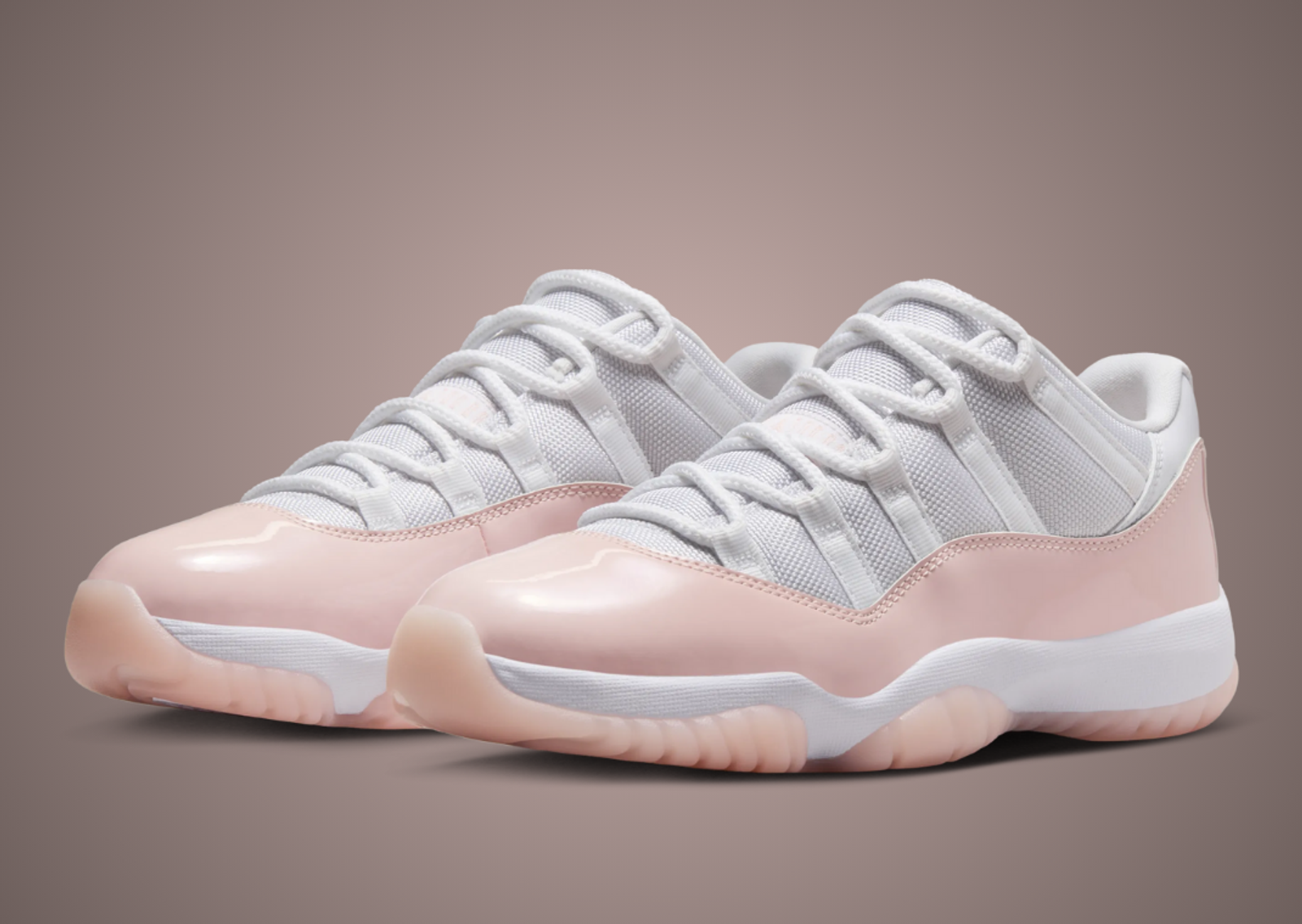 Air Jordan 11 Retro Low Legend Pink (W) Angle