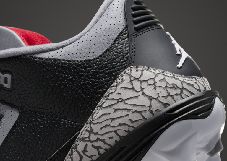 Air Jordan 3 Mid TD Cleat Black Cement Heel Detail