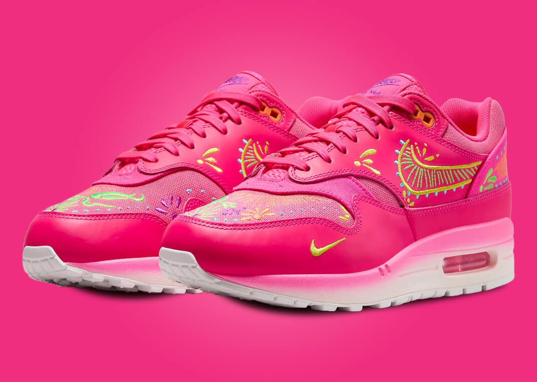 Air Zoom-Type 'Hyper Pink' Release Date. Nike SNKRS