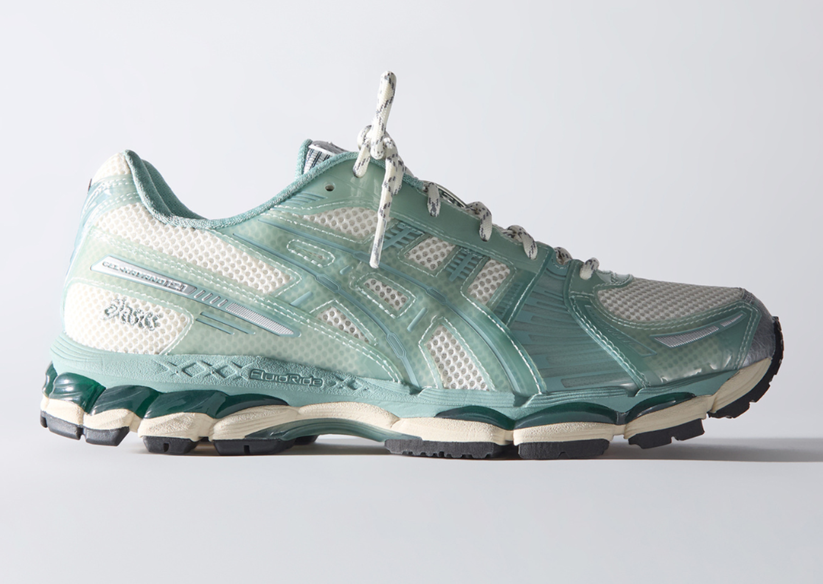 Kith x Asics Gel-Kayano 12.1 Ice Blue Lateral