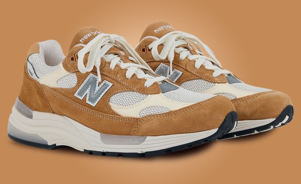 The New Balance 992 Made in USA Yellow Black Releases in 2025