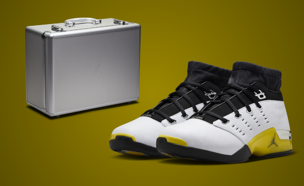 Air Jordan 17 Retro Low SP Lightning