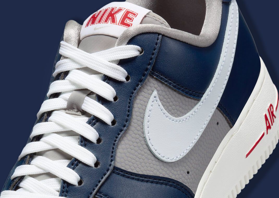 ☆大人気☆Nike Air Force 1 Low Be True To Her School navy The Women's Nike Air Force 1 Low Be True To Her School