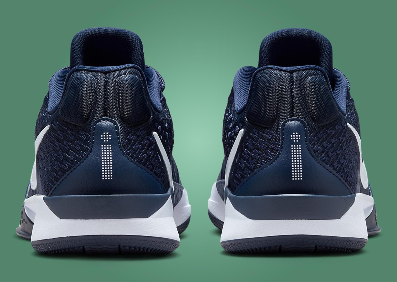 Nike Sabrina 2 TB College Navy Heel