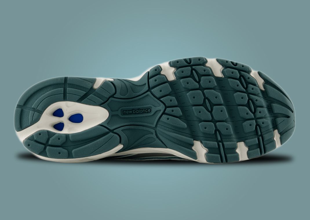 The New Balance 740 White Marsh Green Releases October 2024