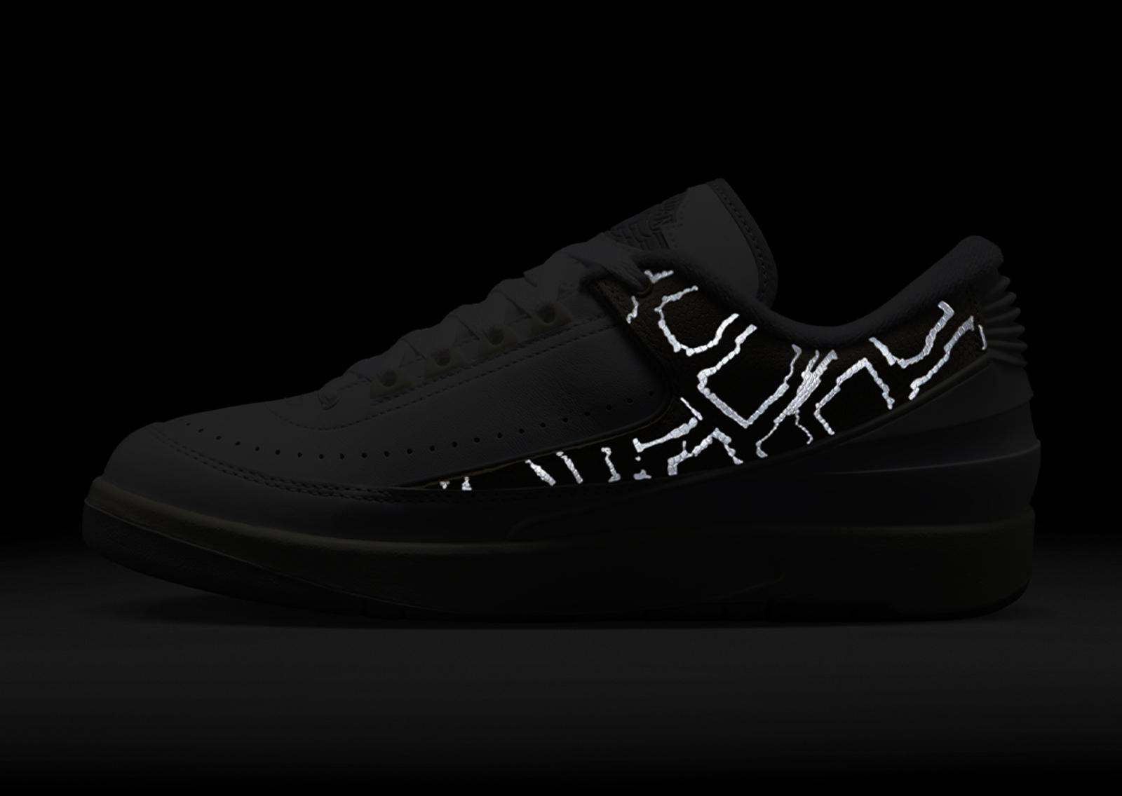 Air Jordan 2 Retro Low Python Medial 3M