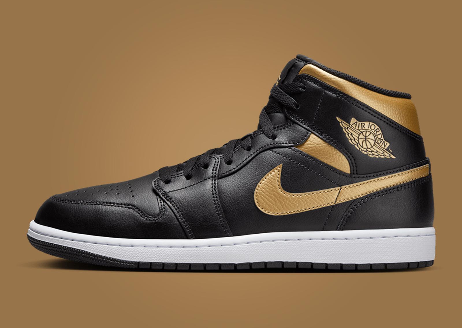 Air Jordan 1 Mid Black Gold Lateral