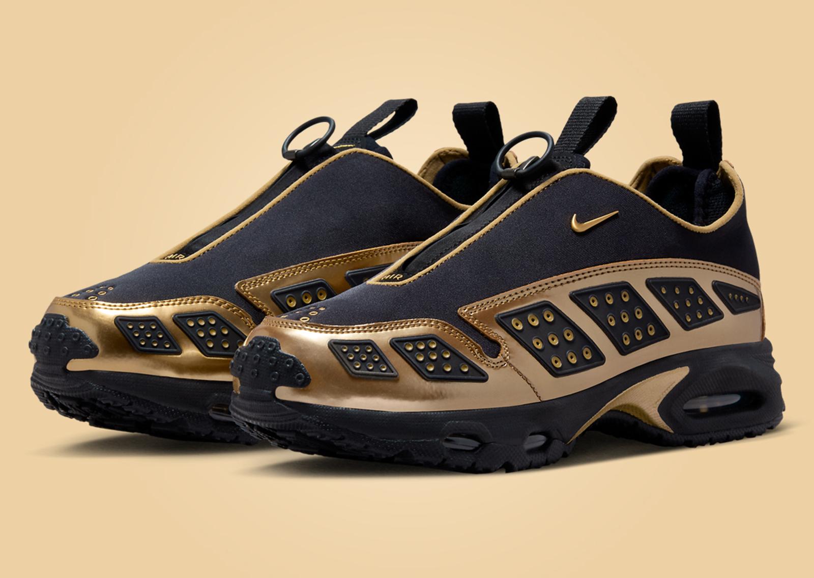 Nike Air Max SNDR Black Gold (W) Angle