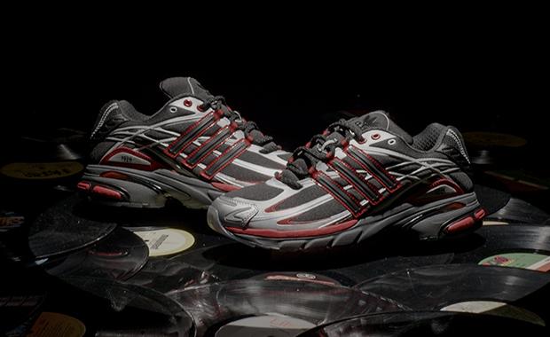 Puffer Reds x adidas Adistar Cushion 3