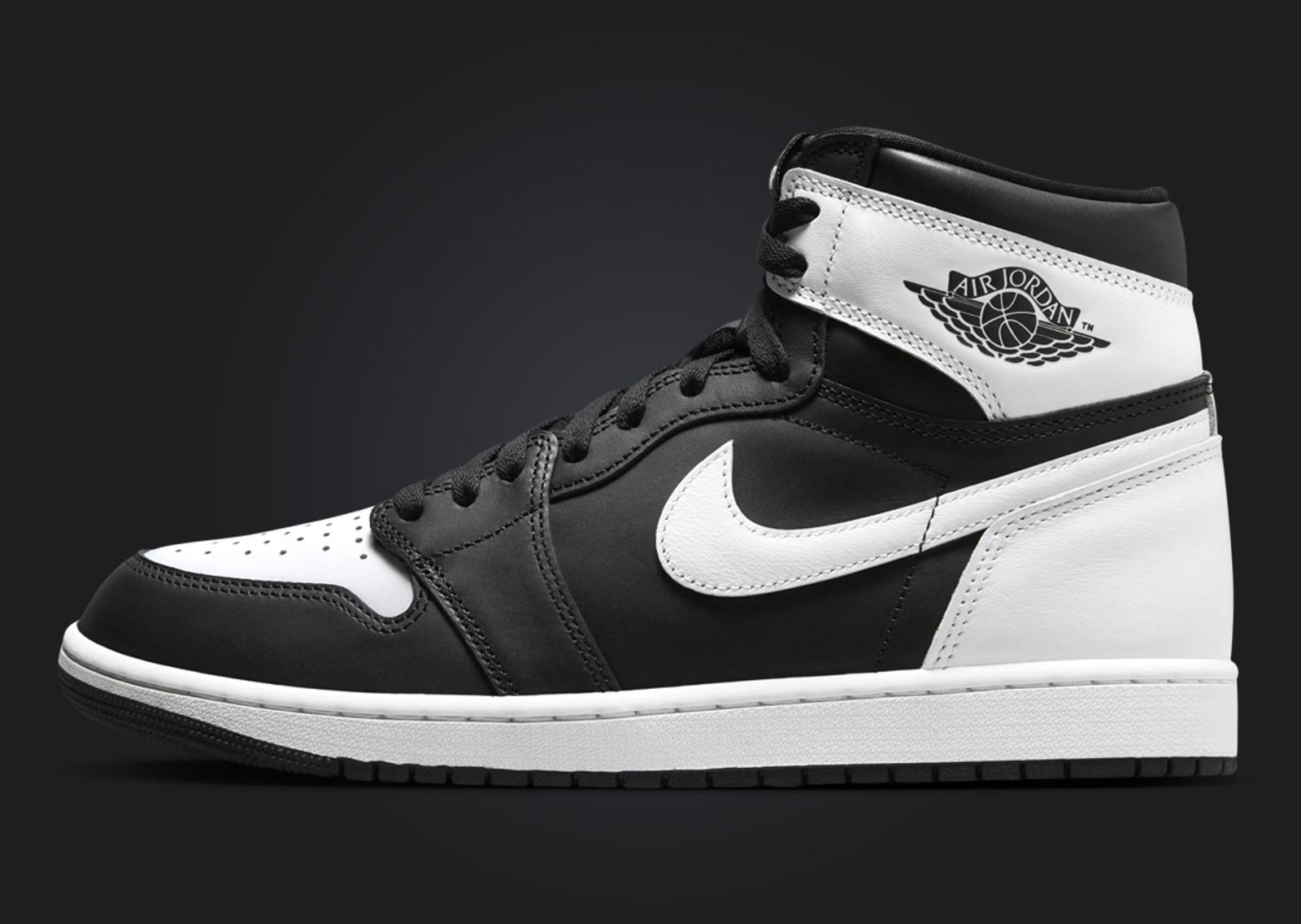 Air Jordan 1 Retro High OG Black White Lateral