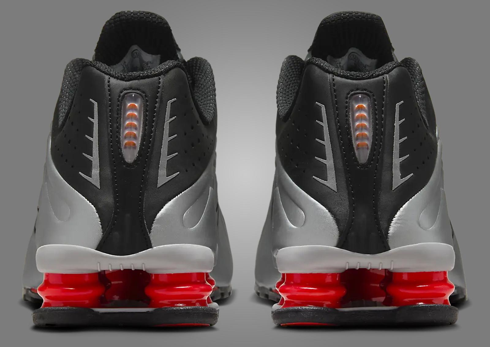 Nike Shox R4 OG Black Metallic Silver Max Orange Heel