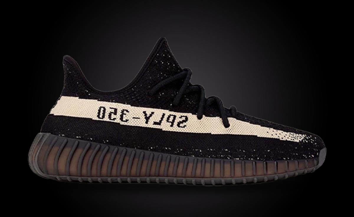 The adidas Yeezy Boost 350 V2 Oreo Is Returning In 2022