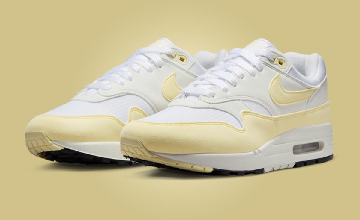 This Nike Air Max 1 Comes in White and Alabaster