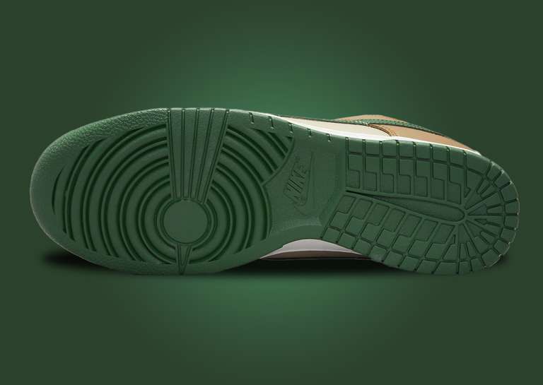 Nike Dunk Low Rattan Gorge Green Outsole