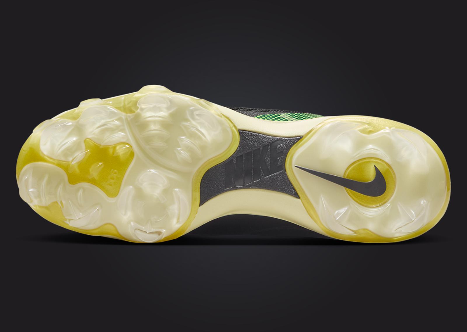 Nike Griffey 2 MCS Cleat Black Volt Outsole