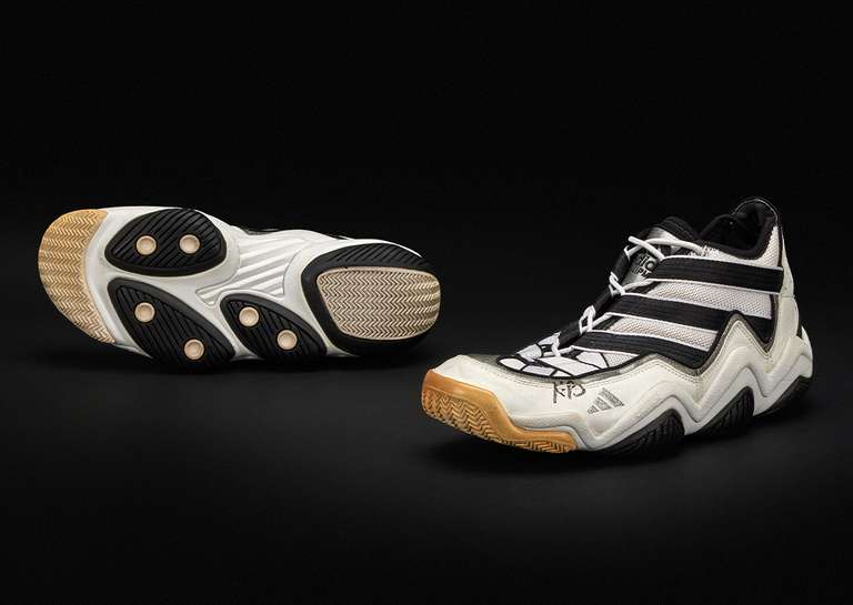 adidas Top Ten Kobe Rookie Debut Sneaker Auction Angle and Outsole