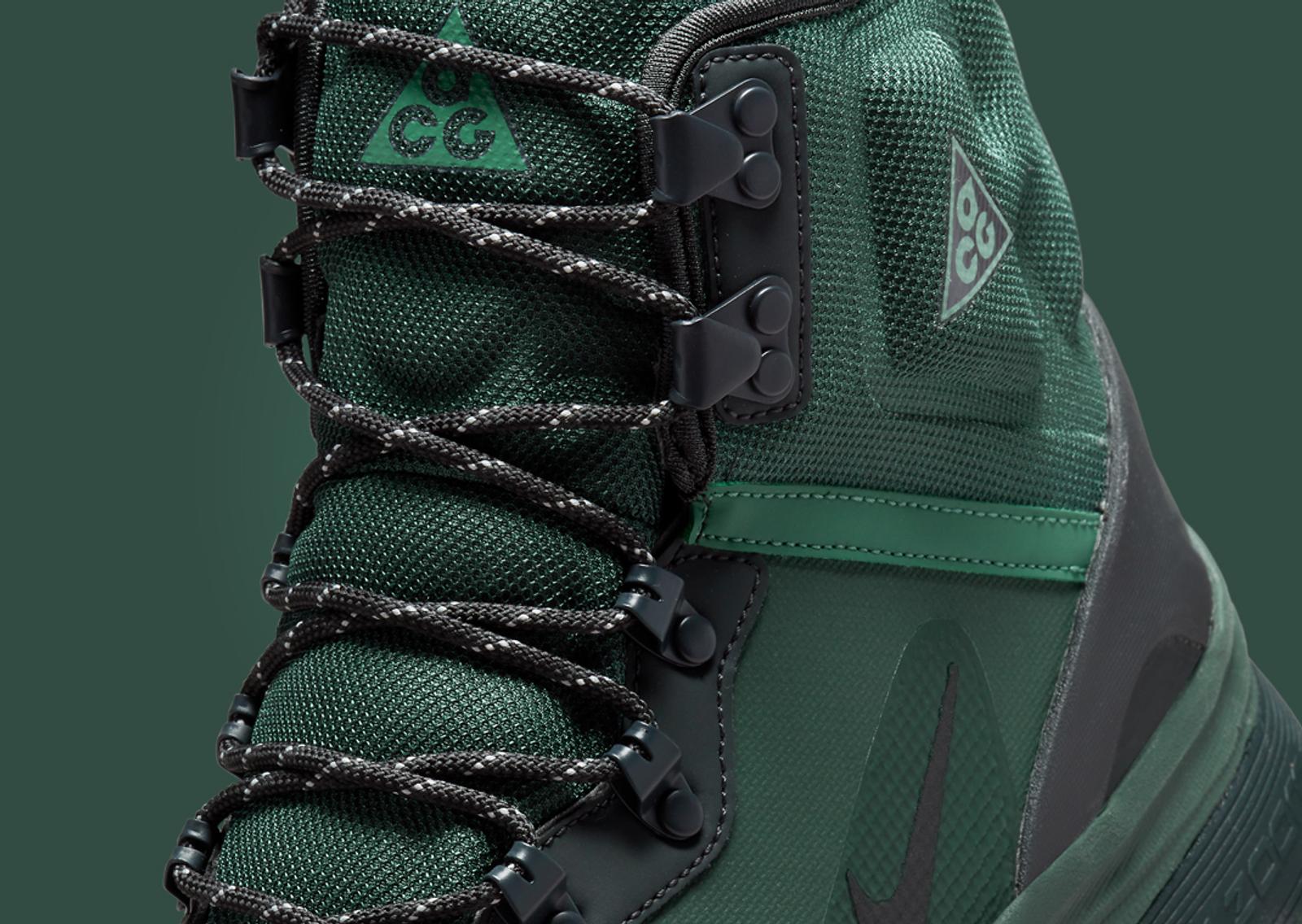 Nike ACG Zoom Gaiadome GTX Vintage Green Tongue