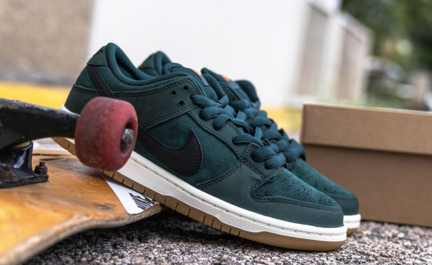 Nike SB Dunk Low Pro ISO Deep Fir