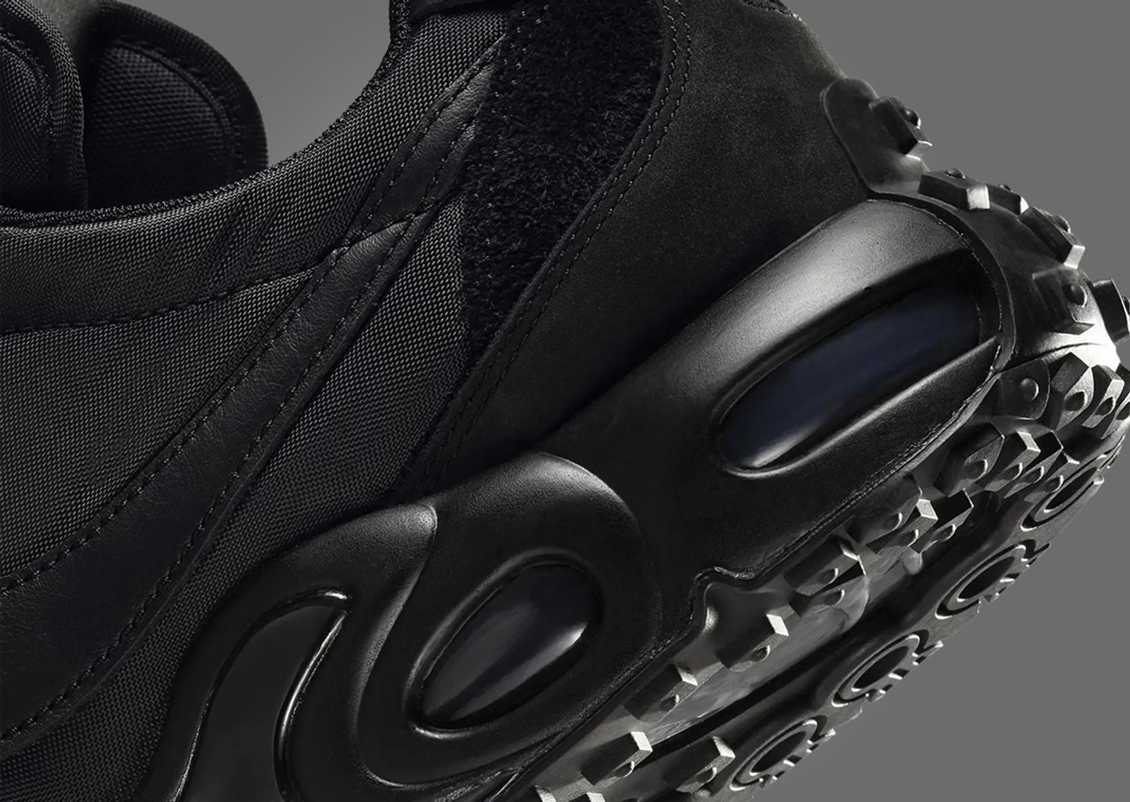 Nike Air Max Waffle SP Black Heel Detail