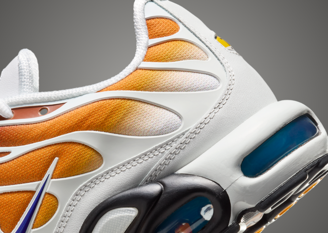 air max plus one world