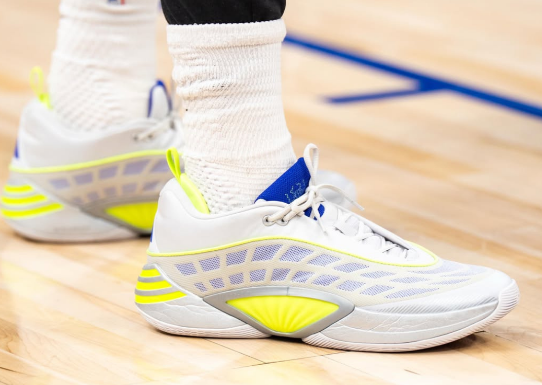 Donovan Mitchell Debuts adidas DON Issue 8 Silver Spida