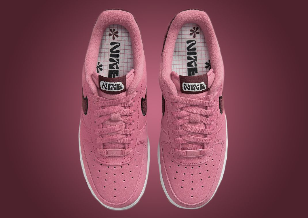 ★ナイキ★超かわいい★WMNS NIKE Air Force 1 Low Desert Berry ☆ナイキ☆超かわいい☆WMNS NIKE Air Force 1 Low Desert Berry