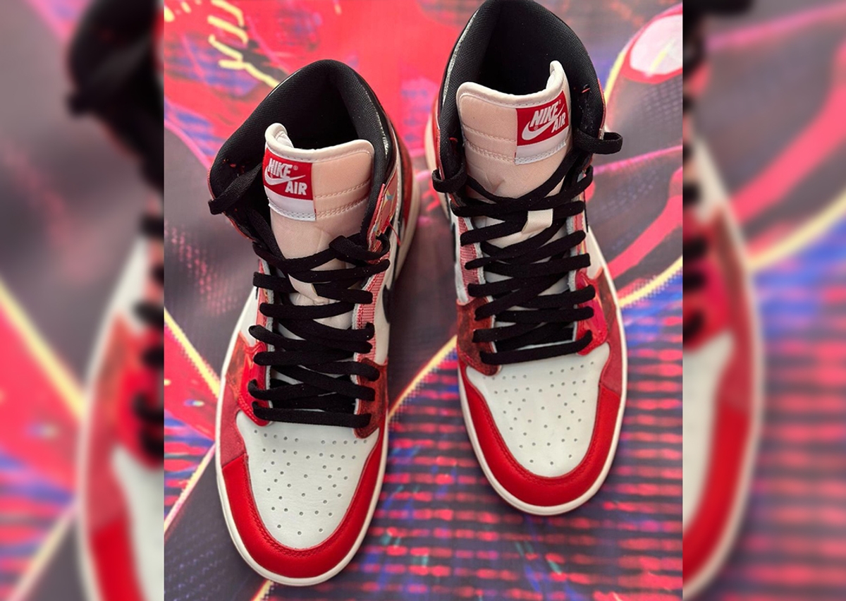 Air Jordan 1 High OG Next Chapter