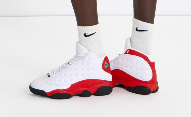 Air Jordan 13 Retro Chicago